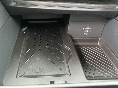 New 2026 Chrysler Pacifica Limited w/ S Appearance Package image 27