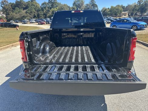 Used 2025 RAM 1500 Laramie image 18