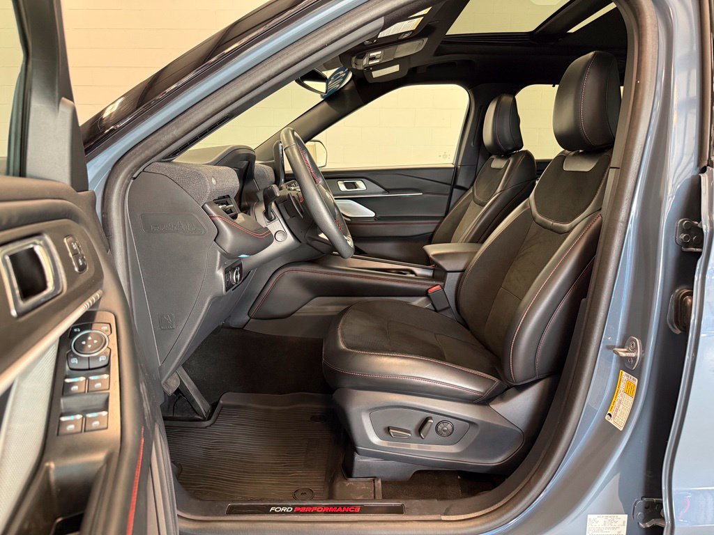 Certified 2025 Ford Explorer ST AWD/4WD image 21