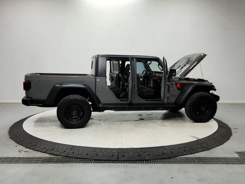 Used 2021 Jeep Gladiator Rubicon AWD/4WD image 17