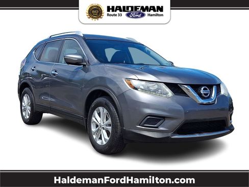 Used 2015 Nissan Rogue SV w/ SV Premium Package AWD/4WD image 1