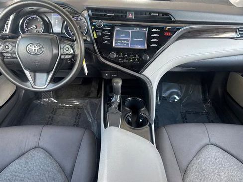 Certified 2019 Toyota Camry LE FWD image 3