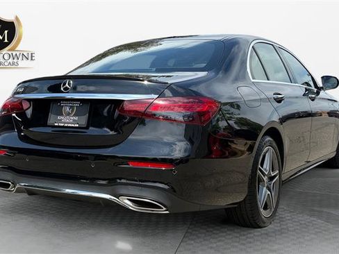 Used 2022 Mercedes-Benz E 350 Sedan w/ Driver Assistance Package image 5