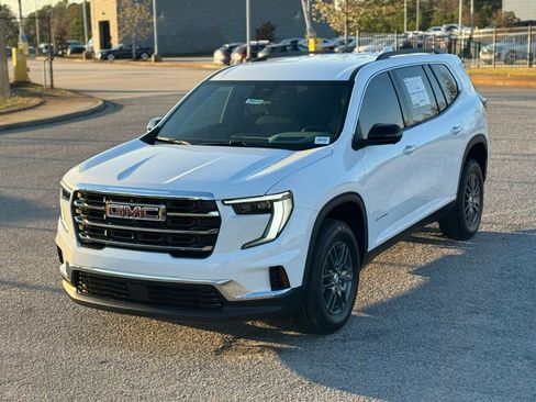 New 2026 GMC Acadia Elevation image 8