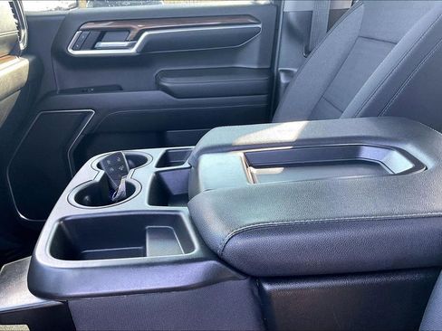 Used 2022 Chevrolet Silverado 1500 RST AWD/4WD image 20