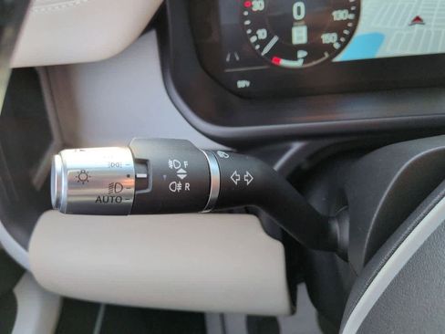 Used 2021 Land Rover Defender 110 S image 29