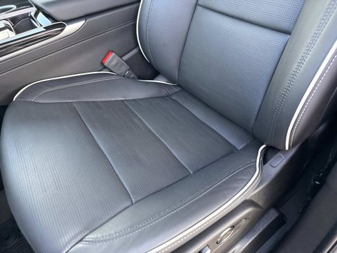 Certified 2025 Cadillac Escalade Sport w/ Touring Package image 22