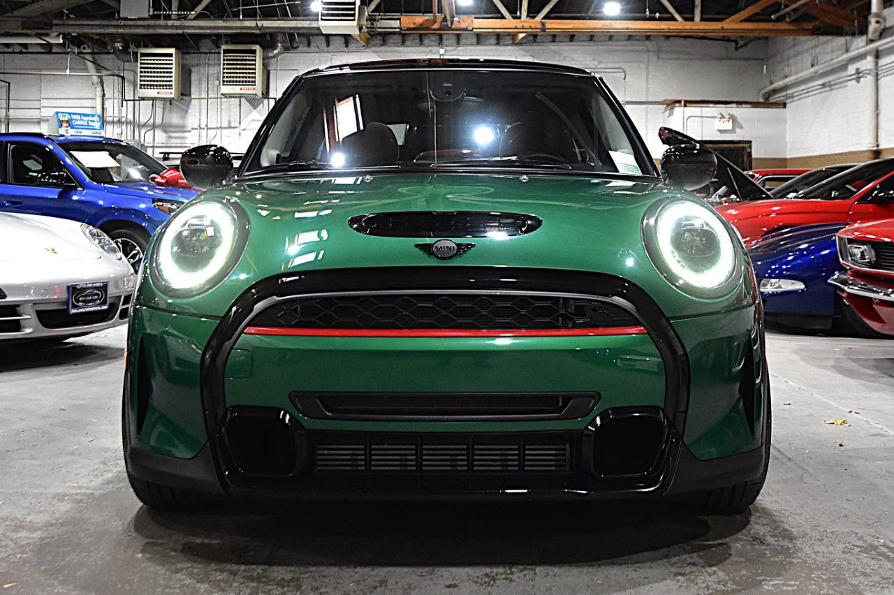 Used 2022 MINI Cooper S FWD image 2