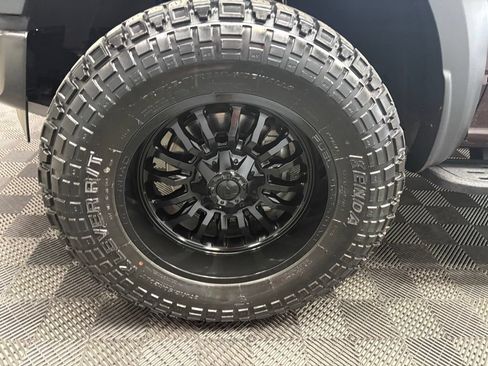 Used 2022 Ford F150 Raptor w/ Equipment Group 801A High AWD/4WD image 21