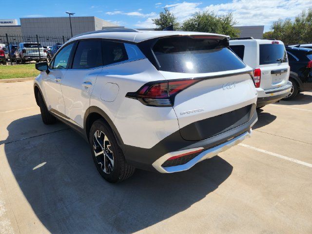 Certified 2025 Kia Sportage EX AWD/4WD image 3