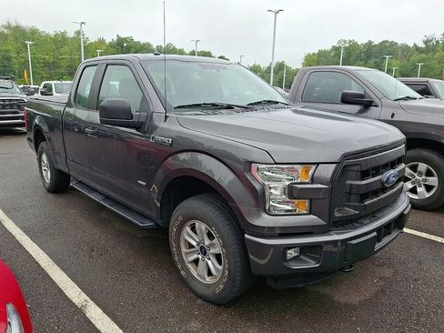 Used 2016 Ford F150 XL w/ Equipment Group 101A Mid AWD/4WD image 3