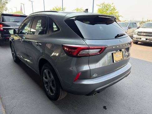 Certified 2023 Ford Escape ST-Line AWD/4WD image 12
