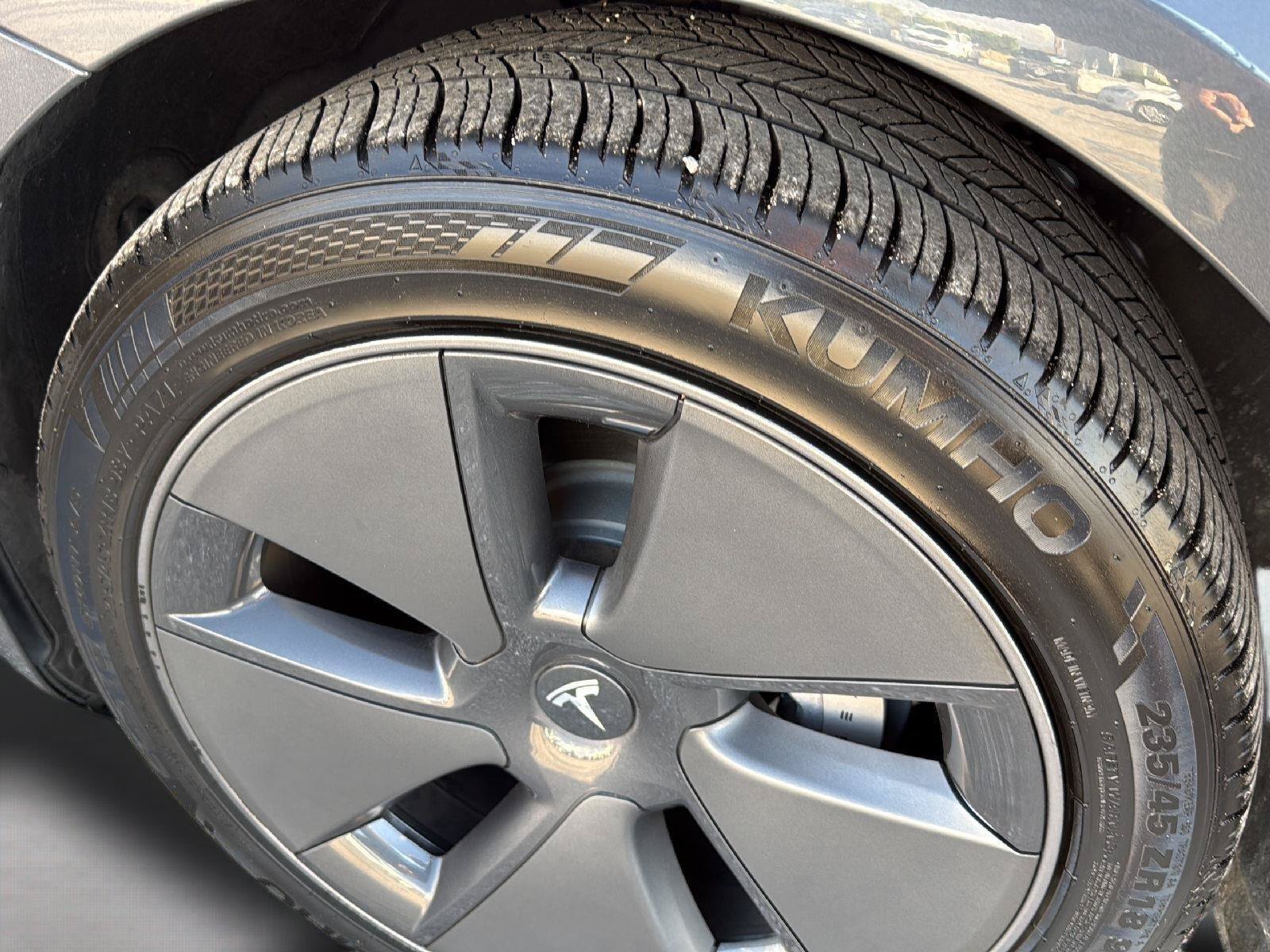 Used 2023 Tesla Model 3 Standard Range RWD image 10