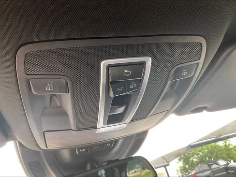 Used 2019 Mercedes-Benz GLS 450 4MATIC image 32