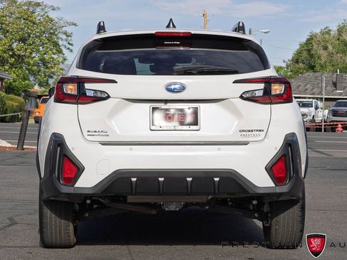 Used 2024 Subaru Crosstrek 2.5i Limited w/ Crosstrek Mirror Package AWD/4WD image 16