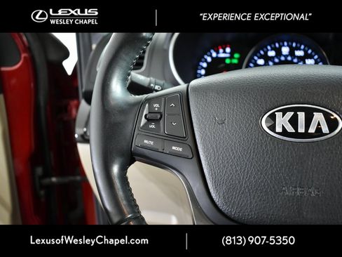 Used 2015 Kia Sorento LX image 35