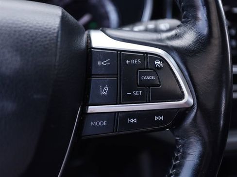 Used 2020 Toyota Highlander Platinum AWD/4WD image 41