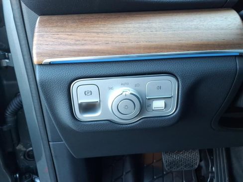 Certified 2026 Mercedes-Benz GLE 350 4MATIC image 17