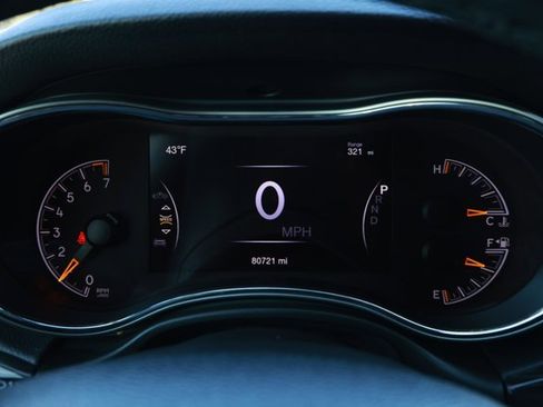 Used 2021 Jeep Grand Cherokee 80th Anniversary w/ Quick Order Package 28K 80th image 12