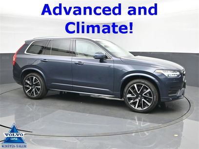 Used 2022 Volvo XC90 T6 Momentum w/ Advanced Package