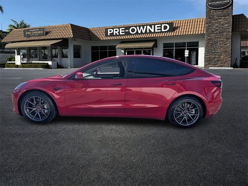 Used 2022 Tesla Model 3 image 4
