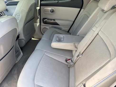 Used 2023 Genesis GV60 Advanced AWD/4WD image 38