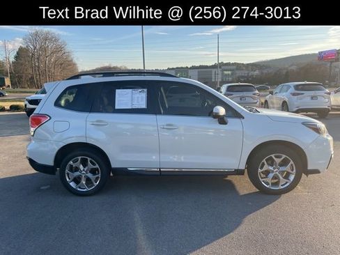 Used 2017 Subaru Forester 2.5i Touring image 2