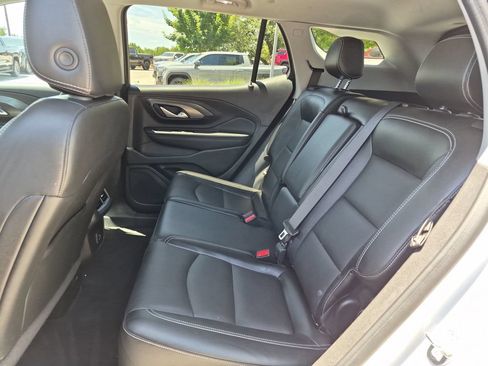 Used 2023 GMC Terrain SLT AWD/4WD image 33