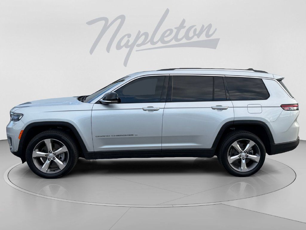 Used 2021 Jeep Grand Cherokee L Limited AWD/4WD image 2