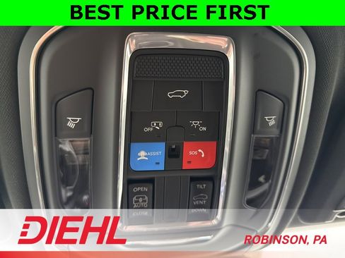 New 2025 Jeep Grand Cherokee L Laredo w/ Luxury Tech Group I image 34