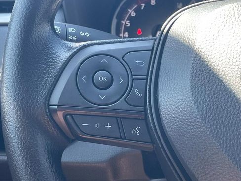 Used 2025 Toyota RAV4 XLE w/ Convenience Package FWD image 26