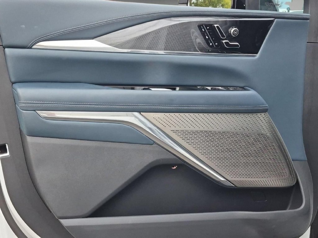New 2025 Cadillac Escalade IQ Sport 2 AWD/4WD image 21