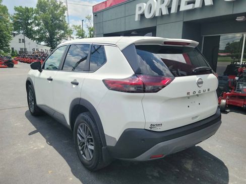 Used 2022 Nissan Rogue S FWD image 7