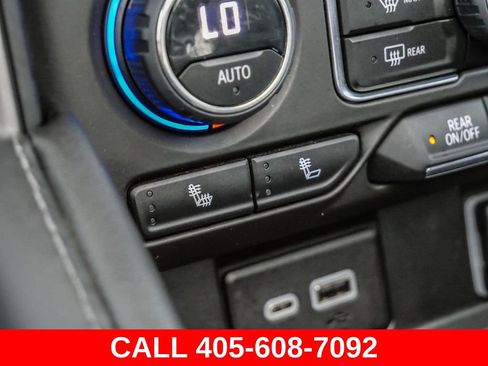 Used 2023 Chevrolet Suburban Z71 w/ Off-Road Capability Package AWD/4WD image 63