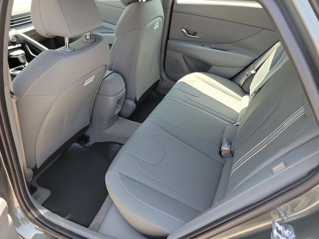 New 2026 Hyundai Elantra Sport FWD image 24