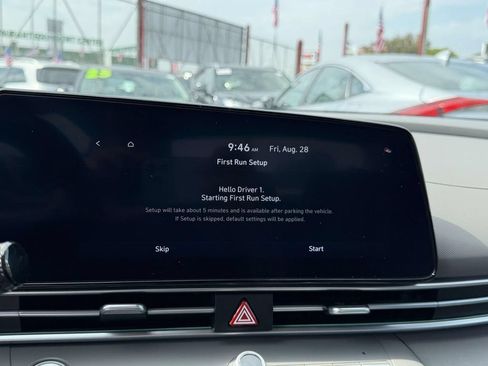 Certified 2024 Hyundai Elantra SEL FWD image 27