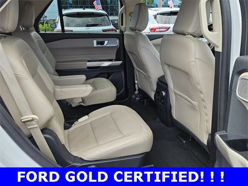 Certified 2023 Ford Explorer Limited w/ Equipment Group 301A image 17