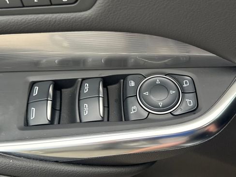 Certified 2025 Cadillac XT4 Premium Luxury image 24