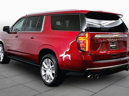 Used 2024 Chevrolet Suburban High Country w/ Premium Package 2 AWD/4WD image 11