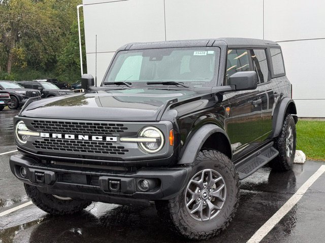 Used 2025 Ford Bronco Badlands AWD/4WD image 2