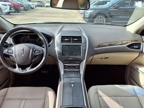 Used 2016 Lincoln MKZ w/ Equipment Group 300A Reserve FWD image 7