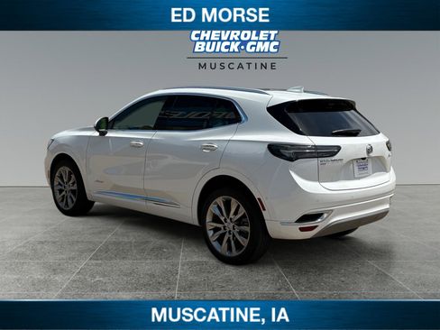 Certified 2022 Buick Envision Avenir w/ Technology Package II AWD/4WD image 3