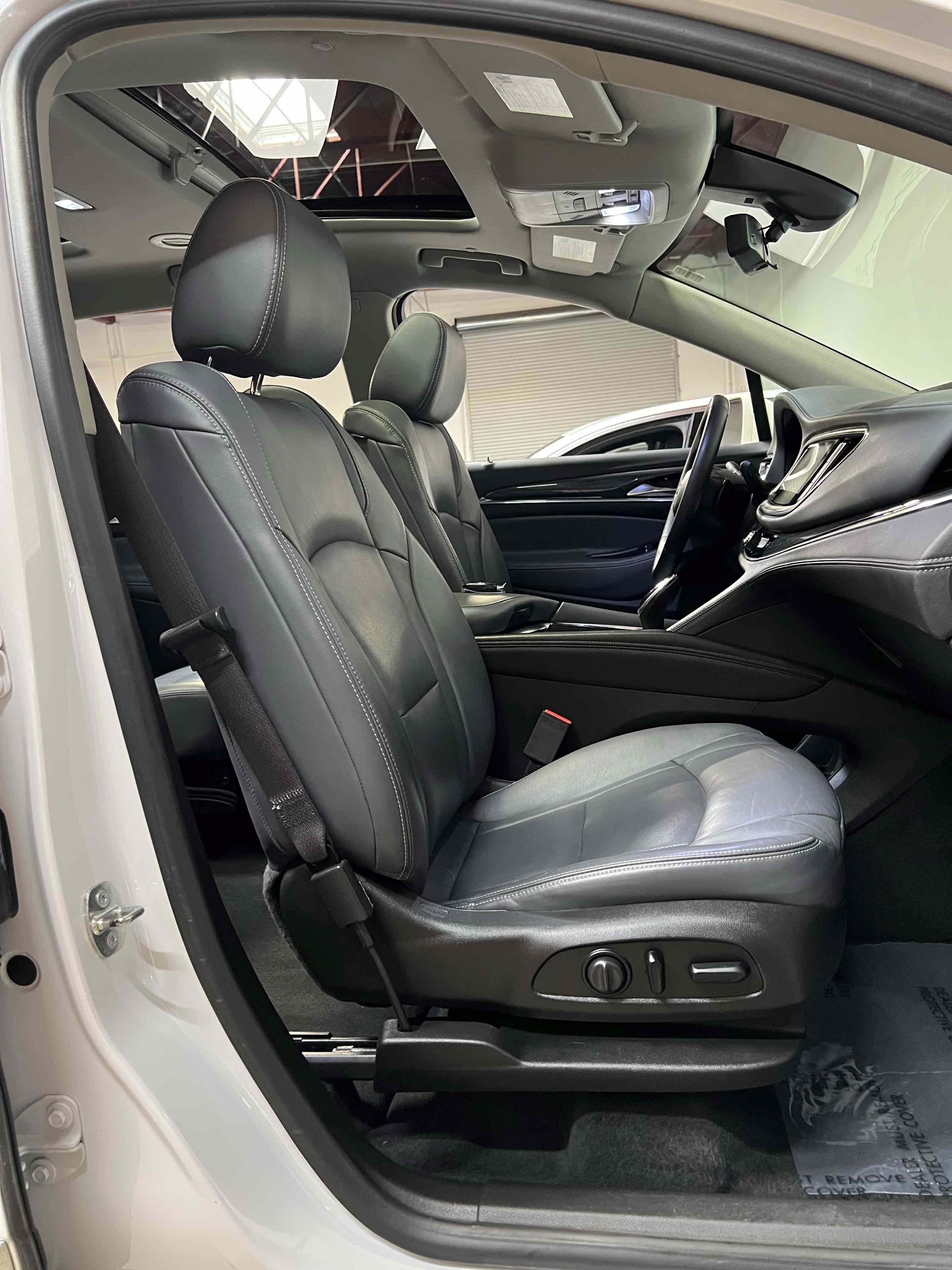 Used 2018 Buick Enclave Premium w/ Experience Buick Package AWD/4WD image 25