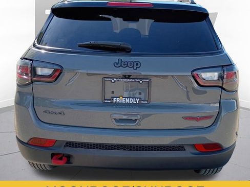 Used 2022 Jeep Compass Trailhawk w/ Trailhawk Elite Group AWD/4WD image 6