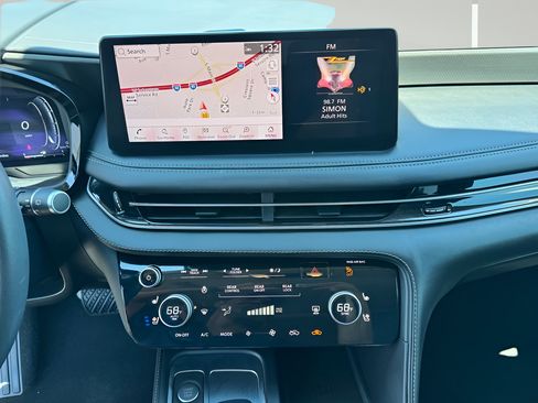 Used 2024 INFINITI QX60 Luxe FWD image 26