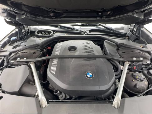 Used 2023 BMW 740i w/ Luxury Rear Seating Package RWD image 13