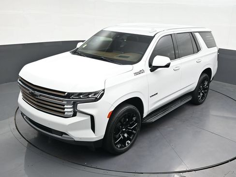 Used 2023 Chevrolet Tahoe High Country AWD/4WD image 16