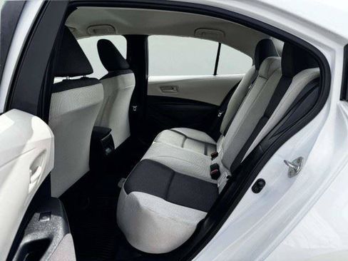 Used 2023 Toyota Corolla LE FWD image 36
