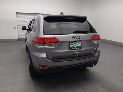 Used 2017 Jeep Grand Cherokee Laredo w/ Quick Order Package 2BE RWD image 6