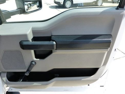 Used 2019 Ford F250 XL RWD image 16